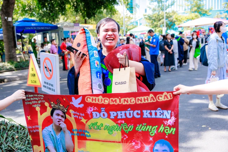 tốt nghiệp - Ảnh 14.