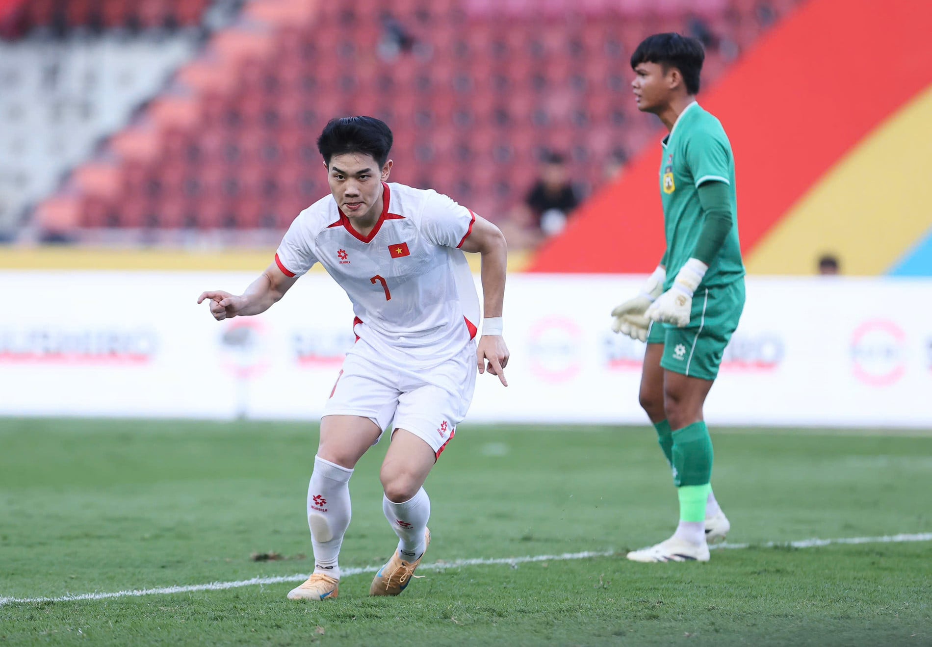 u22 ຫວຽດນາມ u22 lao 37.jpg