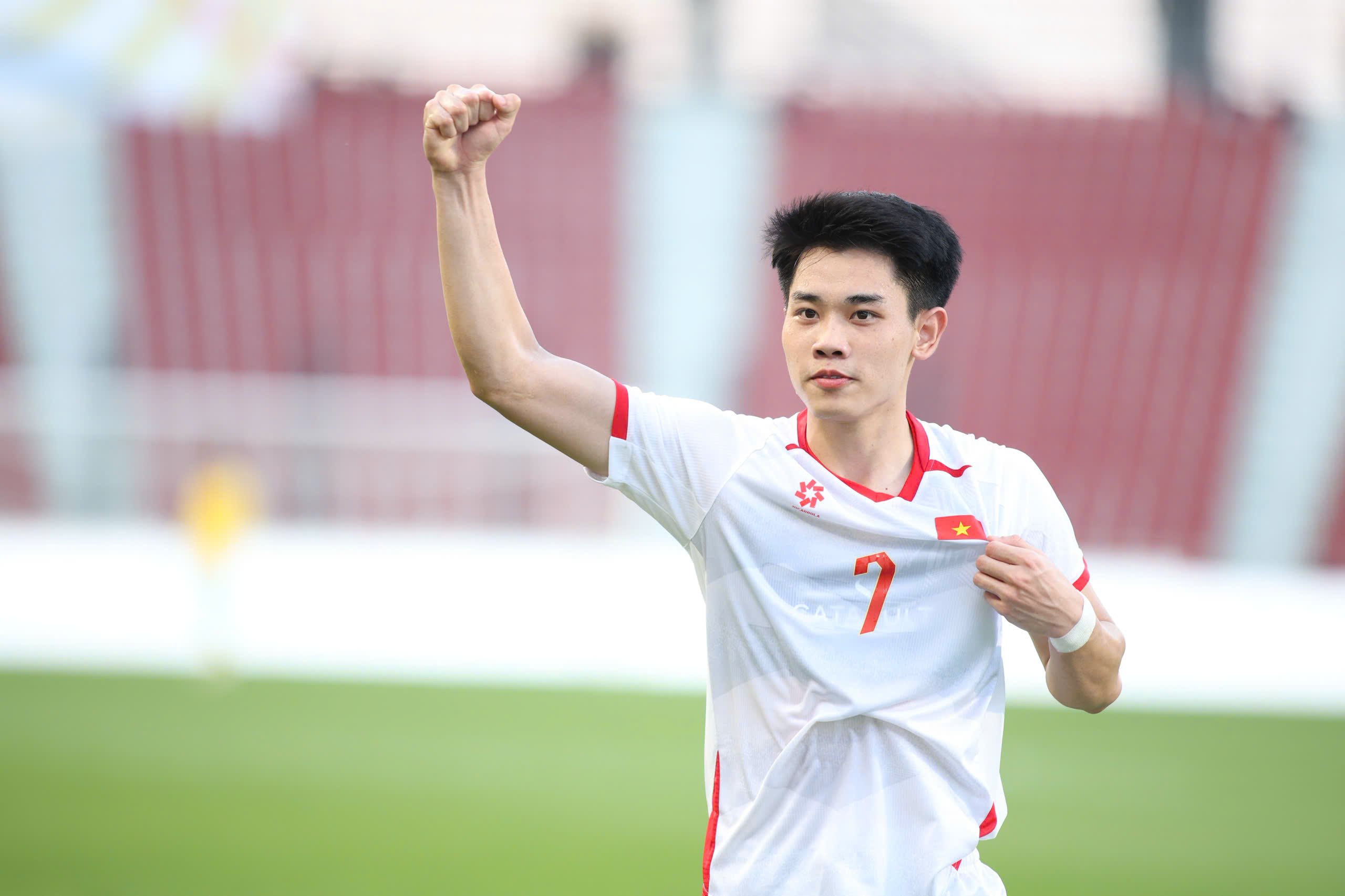 Đình Bắc chói sáng, U.23 Việt Nam chật vật thắng Lào trận mở màn nhiều ‘biến cố lạ’ và check VAR… thủ công - Ảnh 5.