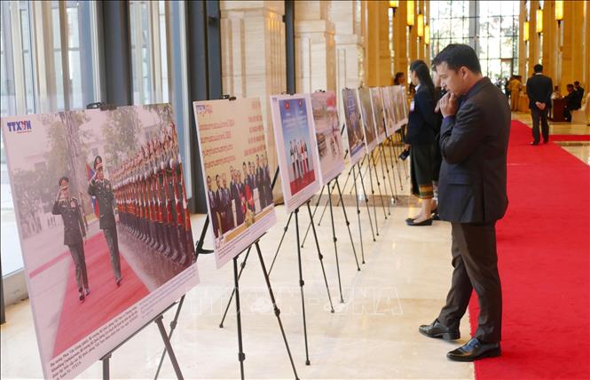 ຄຳບັນຍາຍຮູບ