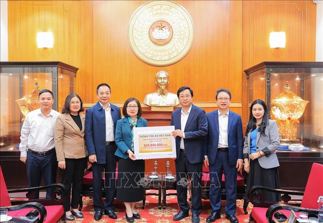 चित्र परिचय