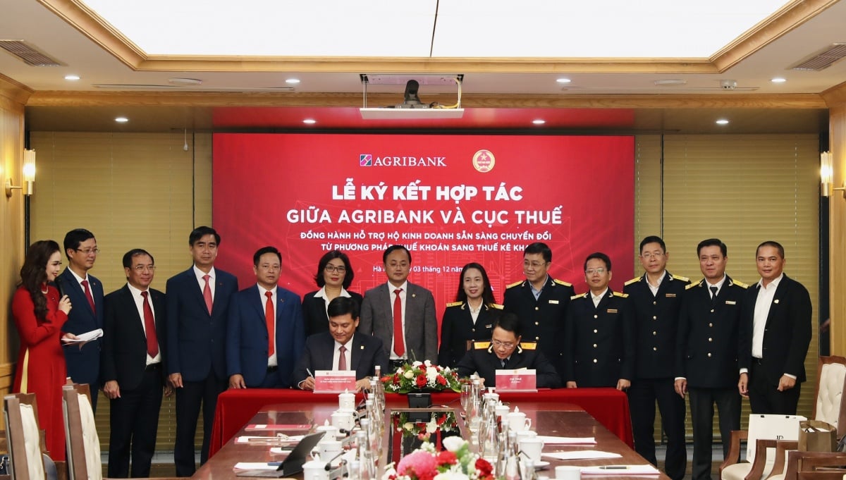 Agribank và Cục Thuế hợp tác hỗ trợ hộ kinh doanh chuyển đổi sang thuế kê khai