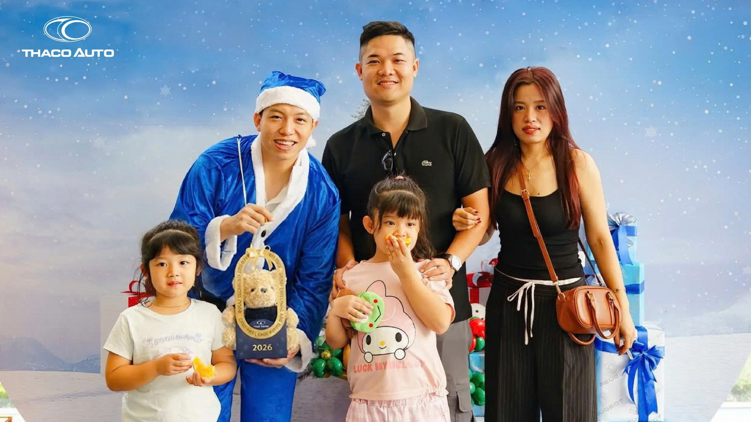 ưu đãi và quà tặng hấp dẫn tại cafe cuối tuần.webp