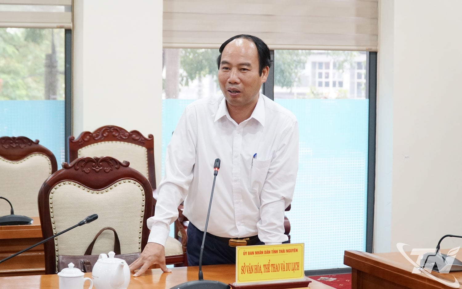 Perwakilan dari Departemen Kebudayaan, Olahraga, dan Pariwisata berbicara.