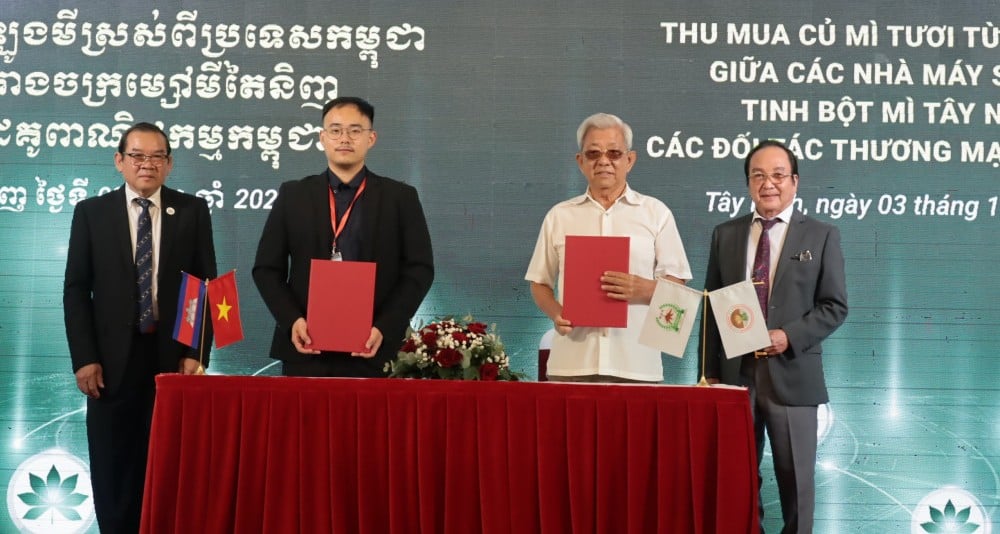 Tay Ninh: Podepsání dohody o spolupráci v oblasti produkce manioku s Kambodžskou federací manioku