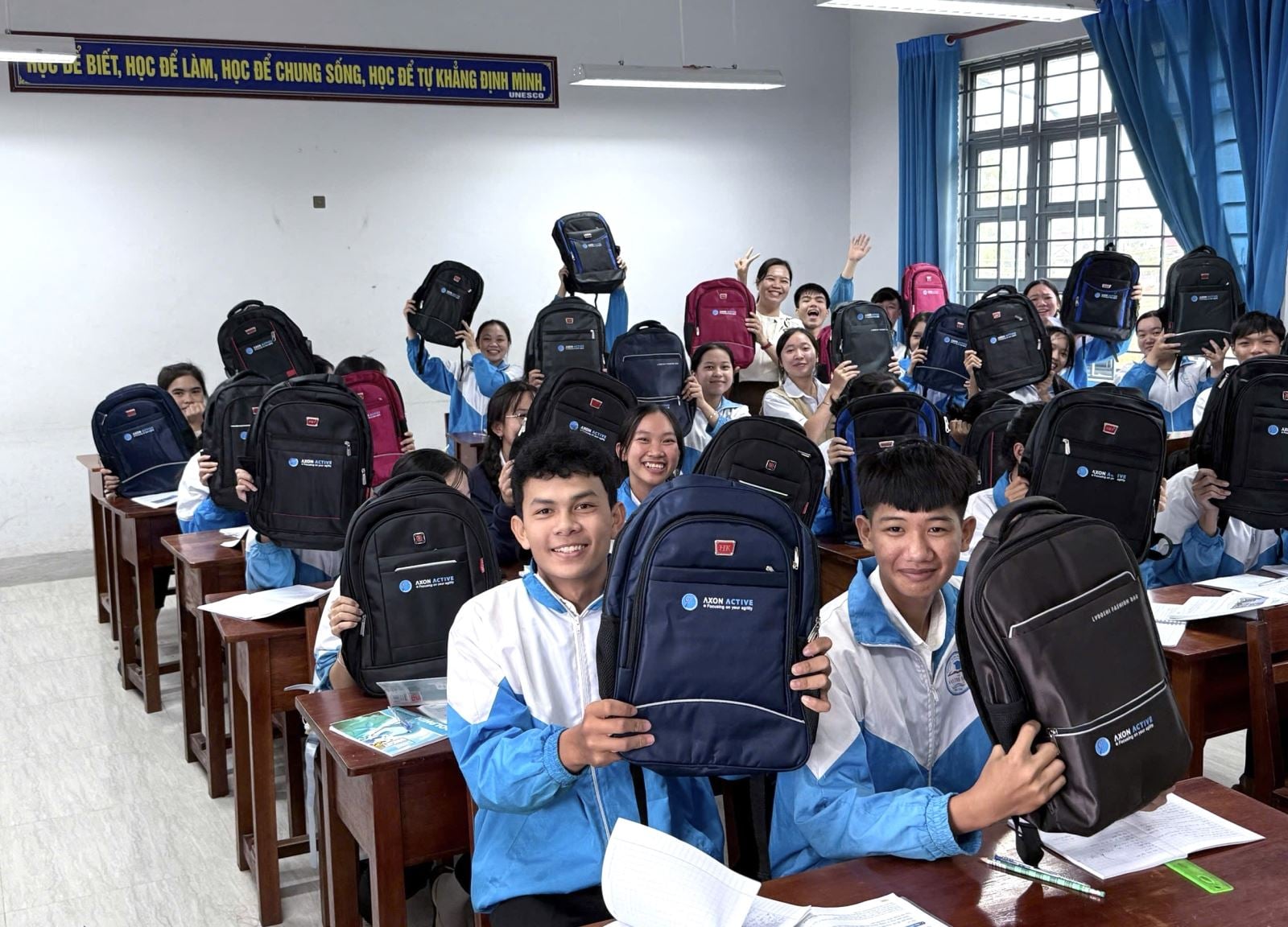 ចំណងជើងរូបថត