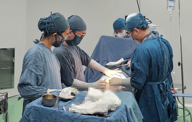 Hỗ trợ đến 400 triệu đồng để thu hút bác sĩ về công tác tại Tây Lâm Đồng- Ảnh 1.