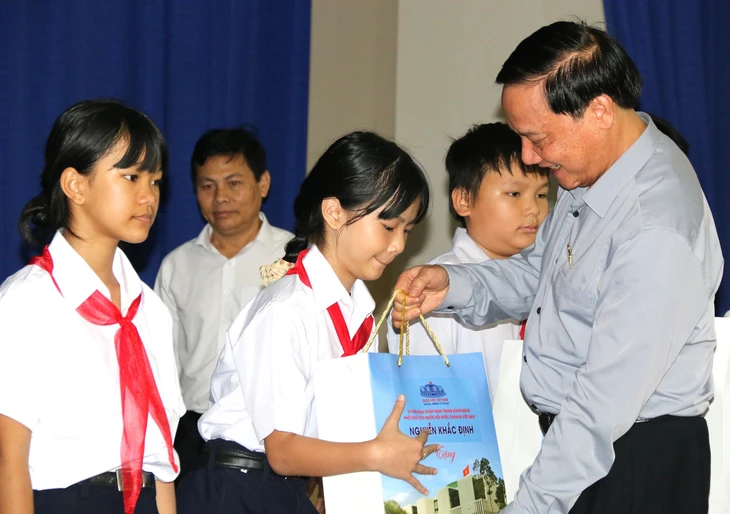 Khánh Hòa - Ảnh 1.