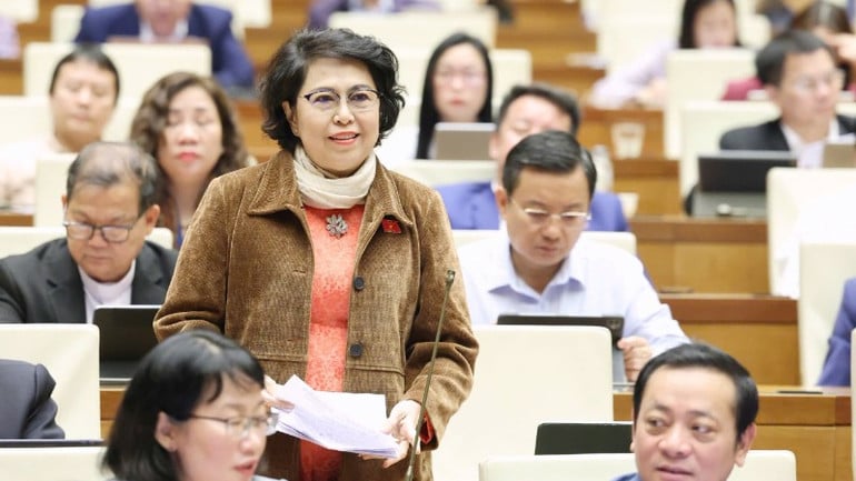 Delegat la Thi Bich Chau (delegația orașului Ho Chi Minh). (Foto: DUY LINH)