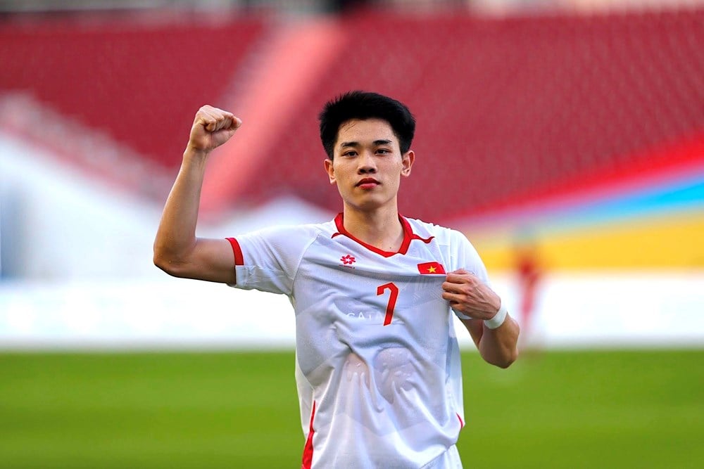 Co řekl Dinh Bac, když vstřelil gól a pomohl tak Vietnamu do 22 let k vítězství v úvodním zápase SEA Games 33? - foto 2