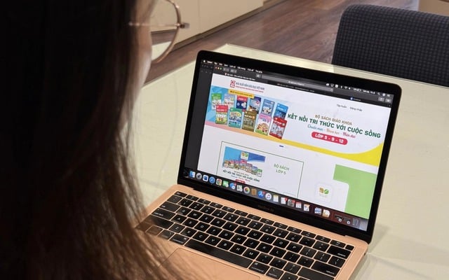 Ηλεκτρονικά σχολικά βιβλία: Ωφέλιμα αλλά χρειάζονται έναν κατάλληλο οδικό χάρτη - Φωτογραφία 1.