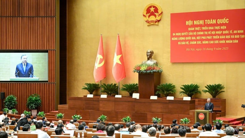 Hội nghị toàn quốc quán triệt và triển khai thực hiện bốn Nghị quyết Trung ương. (Ảnh: DUY LINH)