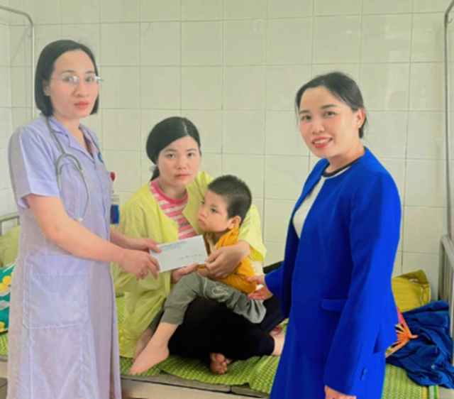 'Nhi khoa – hành trình yêu thương và thử thách' của BS CKI Lê Thị Hạnh- Ảnh 3.