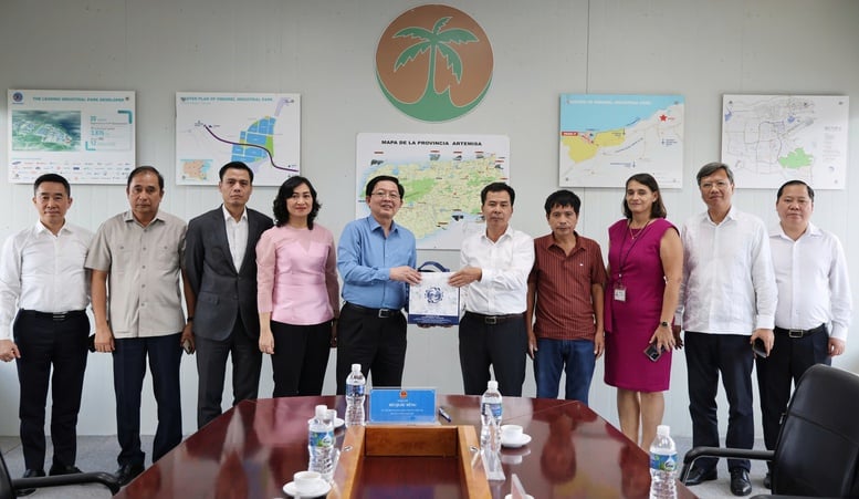 Phó Thủ tướng Hồ Quốc Dũng thăm Đặc khu kinh tế Mariel, Cuba- Ảnh 4.