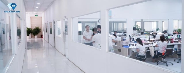 Giải mã ‘hiện tượng’ Nha Khoa Kim: 10 vị trí đầu bảng xếp hạng y tế- Ảnh 4.