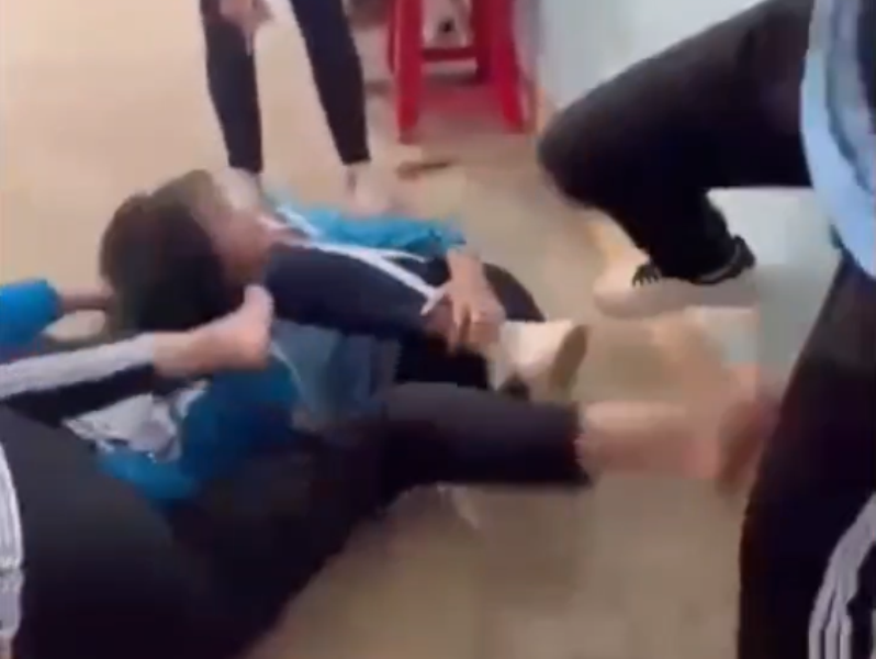 Kvinnlig student blev misshandlad av ett gäng.png