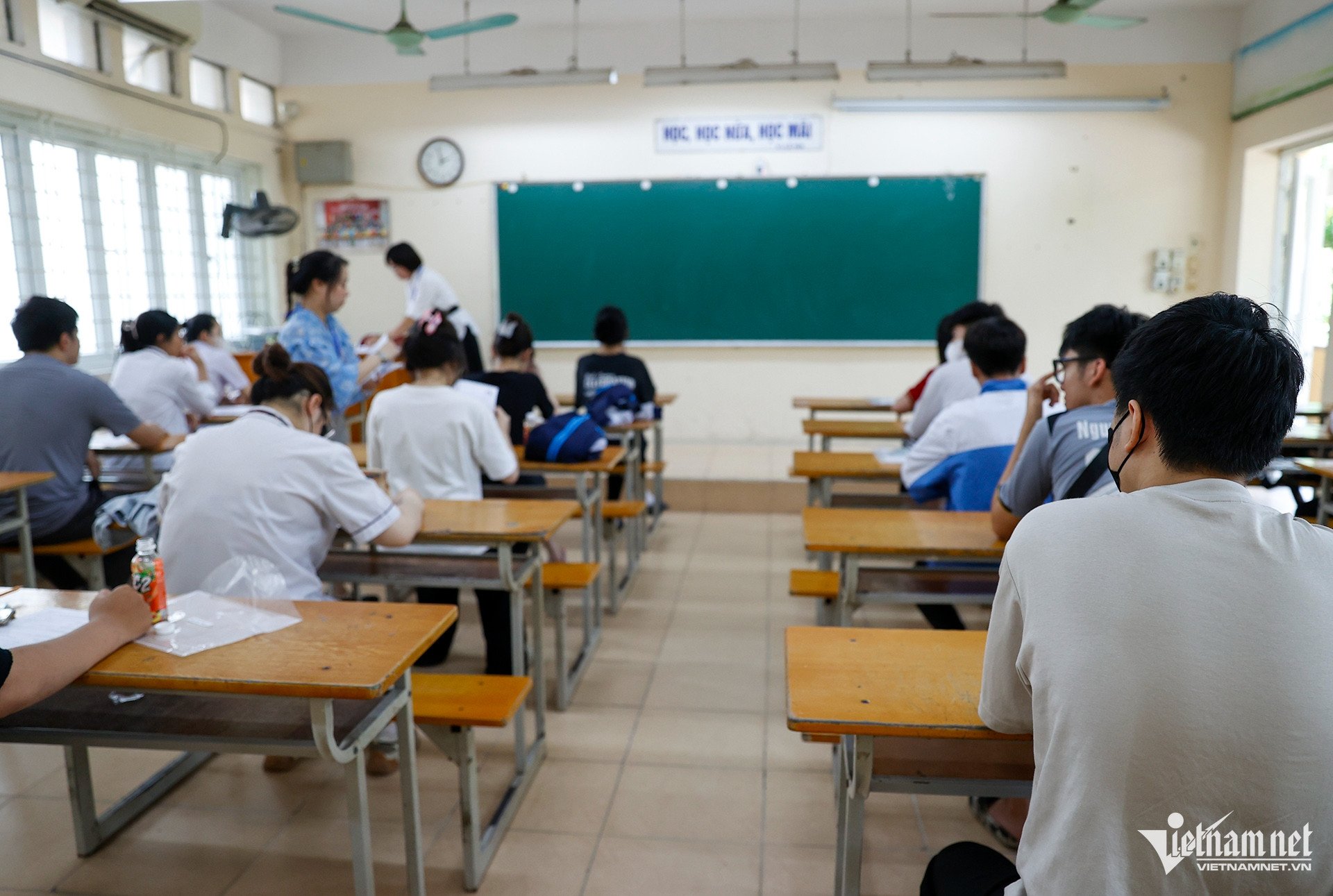 វិទ្យាល័យ W-Nhan Chinh (Pham Hai)_8218.jpg