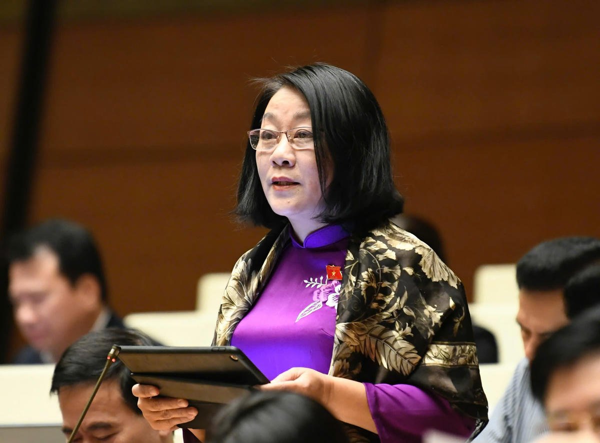 ຕົວແທນ: ຈົດໝາຍເສົ້າສະຫຼົດໃຈຈາກນັກຮຽນທີ່ສອບເສັງເຂົ້າໂຮງຮຽນມັດທະຍົມຕອນປາຍບໍ່ສຳເລັດ Đại biểu: Nhói lòng những bức thư tuyệt vọng của học sinh khi không vượt qua kỳ thi vào THPT