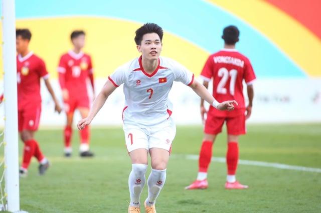 U.23 Việt Nam giá trị 88,7 tỉ đồng cao nhất SEA Games 33, U.23 Indonesia ngậm ngùi- Ảnh 1.