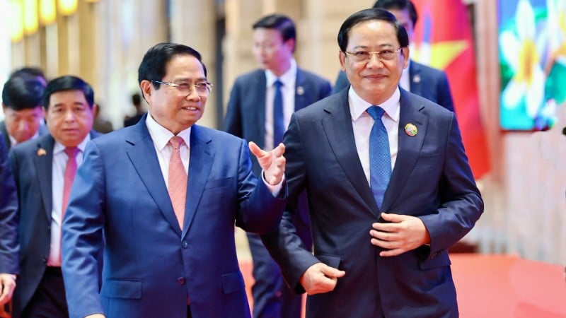 Der vietnamesische Premierminister Pham Minh Chinh und der laotische Premierminister Sonexay Siphandone leiteten gemeinsam die 48. Sitzung des zwischenstaatlichen Komitees Vietnam-Laos. (Foto: VGP)