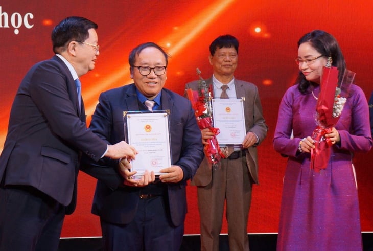 Nỗi buồn chiến tranh của Bảo Ninh và những sự vinh danh xúc động- Ảnh 12.