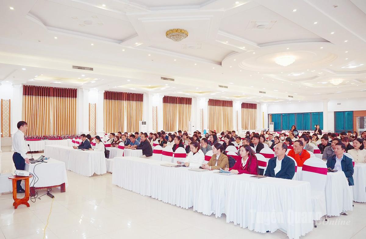 Conducătorii Departamentului de Management al Calității Educației și ai Departamentului de Educație și Formare Profesională au transmis conținutul autoevaluării calității educației.