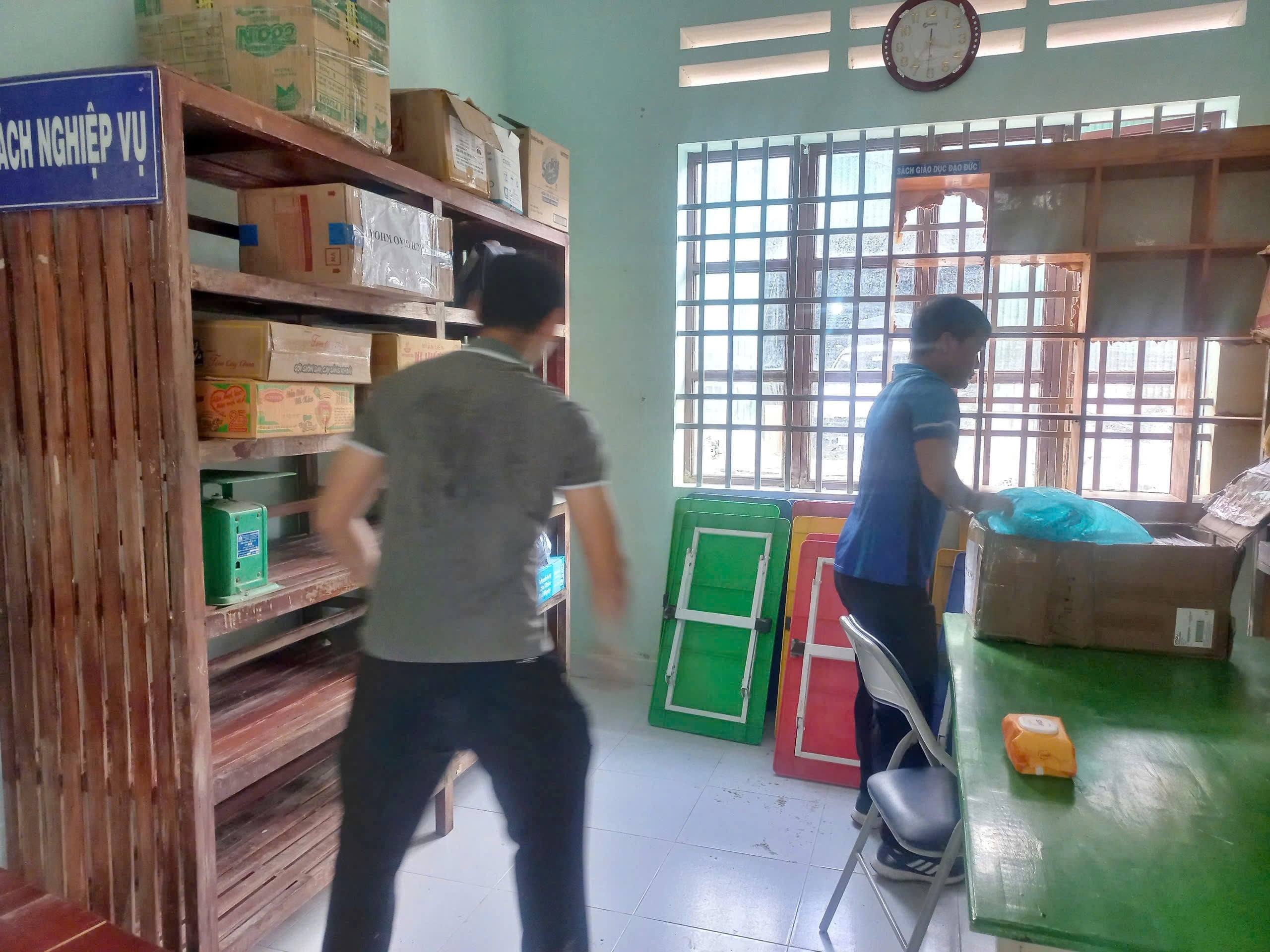 Khánh Hòa: Nước các sông đang lên, cảnh báo ngập lụt, học sinh tiếp tục nghỉ học - Ảnh 3.