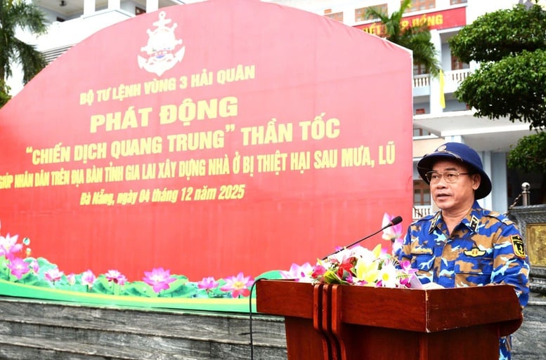 Região Naval 3: 'As casas ainda não estão terminadas, as tropas não deixaram suas posições' - Foto 1. Vùng 3 Hải quân: 'Chưa xong nhà dân, quân chưa rời vị trí'- Ảnh 1.