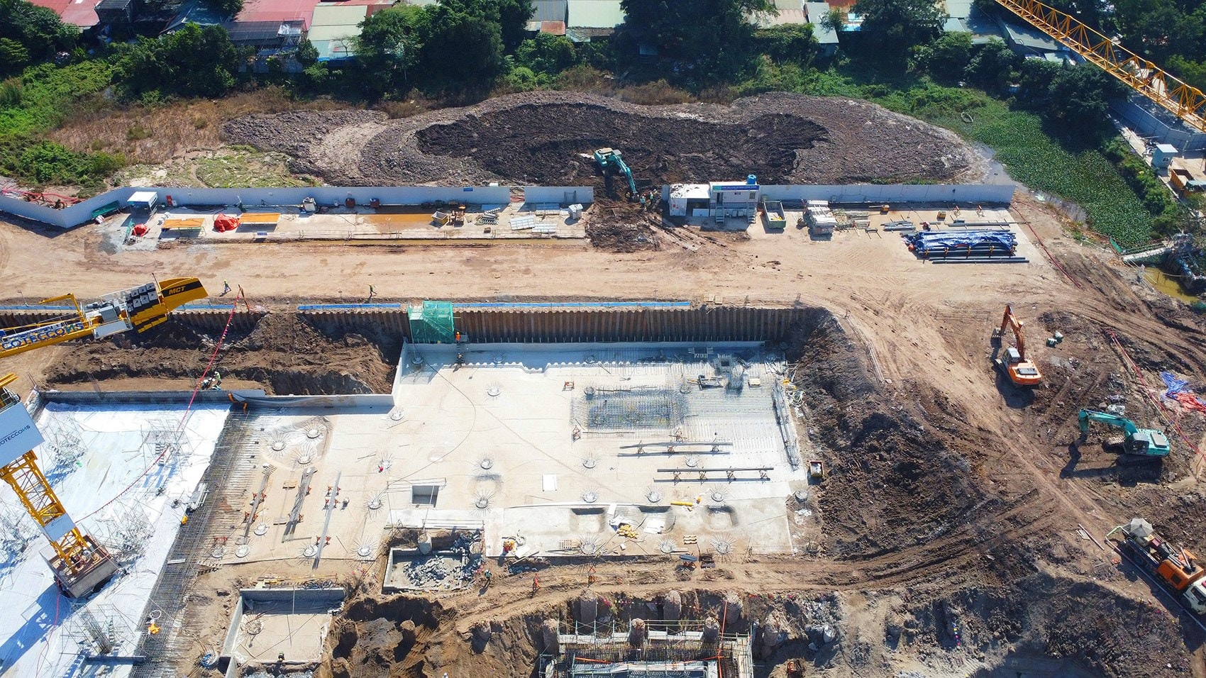Perspective of the floating theater after completion.