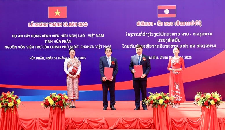 라오스-베트남 우호병원 준공식 및 인수 - 사진 9. Khánh thành, bàn giao Bệnh Viện Hữu nghị Lào-Việt Nam- Ảnh 9.