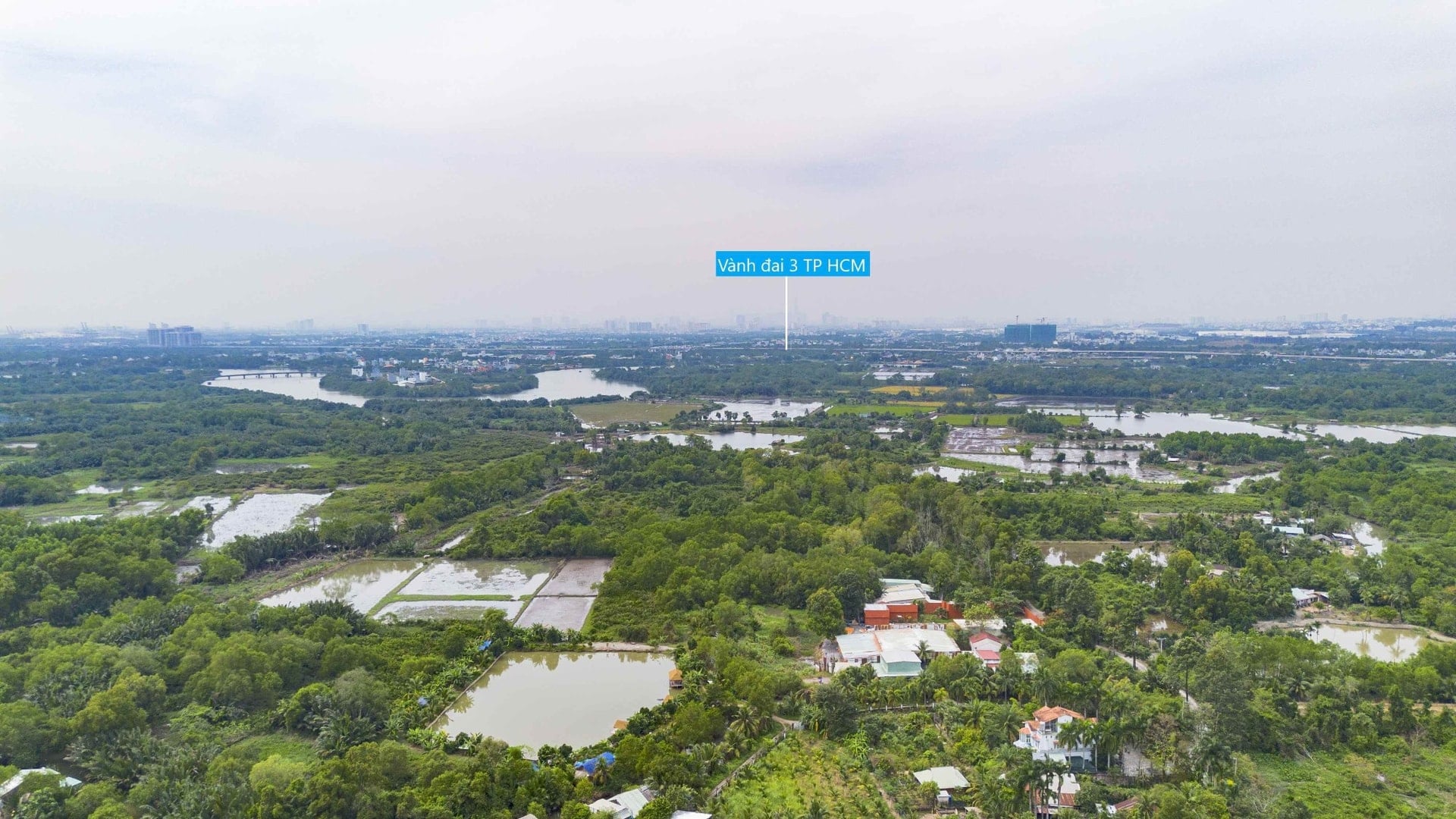 Nåværende status for området der Dong Nai 2-broen forventes å gå gjennom.