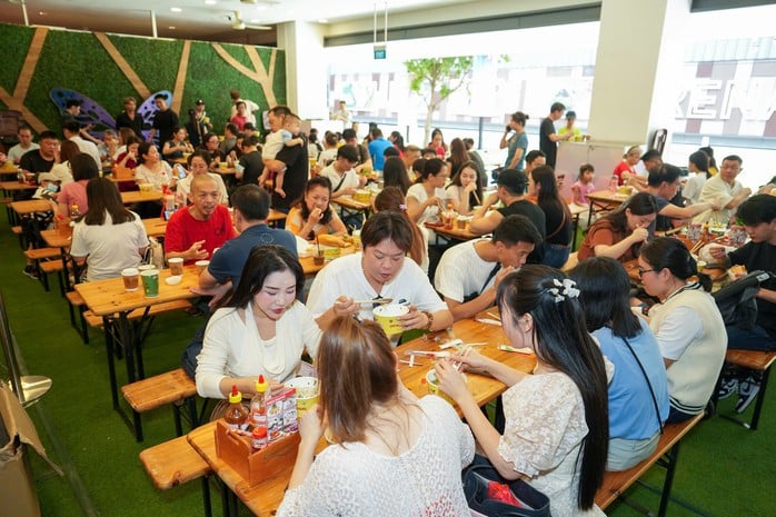 Lễ hội phở đồng giá 40 . 000 Đồng thu hút 100 . 000 Khách tại TPHCM - Ảnh 3.