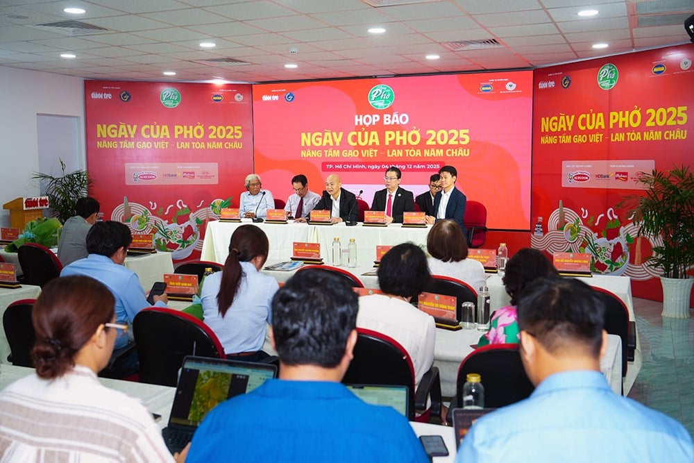 ផ្សព្វផ្សាយបេតិកភណ្ឌវប្បធម៌វៀតណាមតាមរយៈទិវា Pho - រូបថត ១