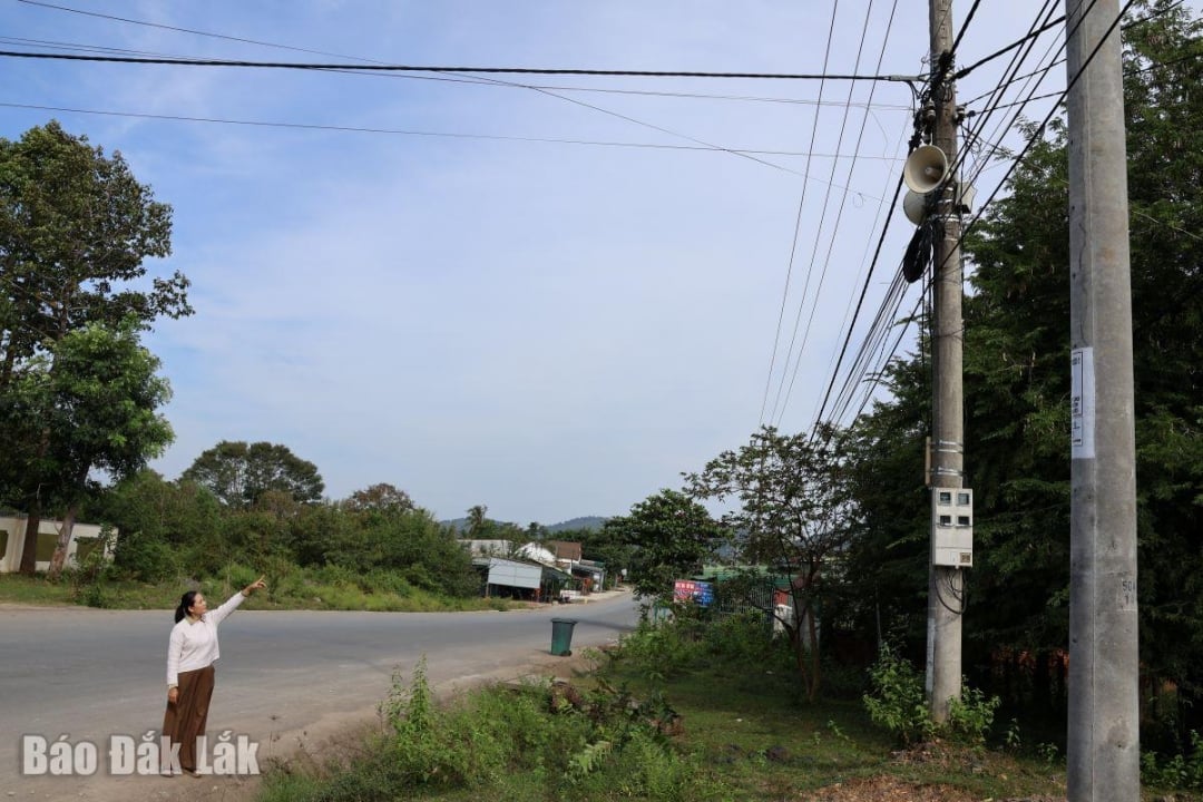 बुओन डॉन सीमा कम्यून में सार्वजनिक संबोधन प्रणाली।