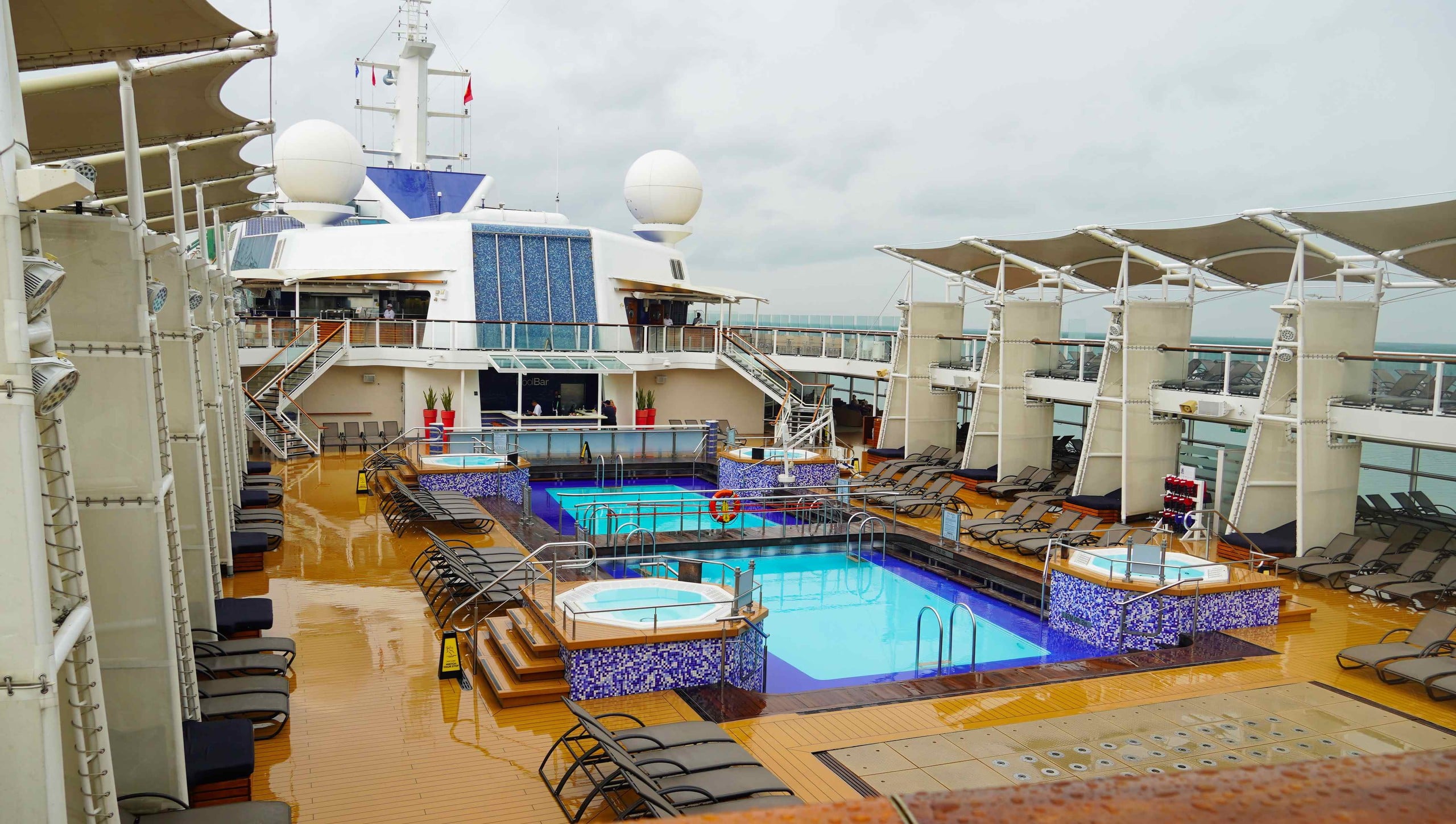 Tàu Celebrity Solstice trở lại Việt Nam mang theo 2 . 500 Du khách khám phá TPHCM - Ảnh 10.