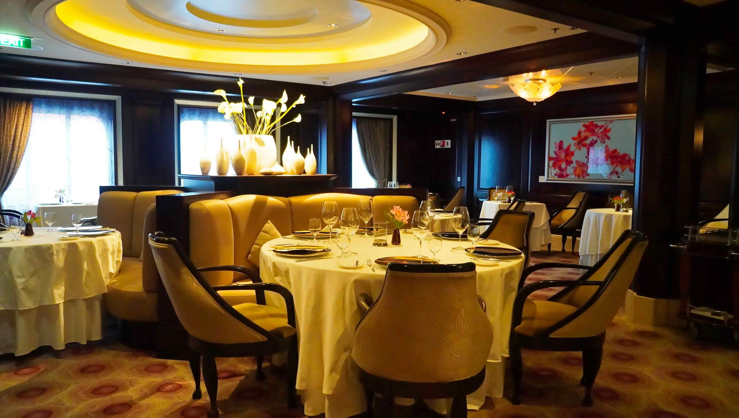 Tàu Celebrity Solstice trở lại Việt Nam mang theo 2 . 500 Du khách khám phá TPHCM - Ảnh 12.