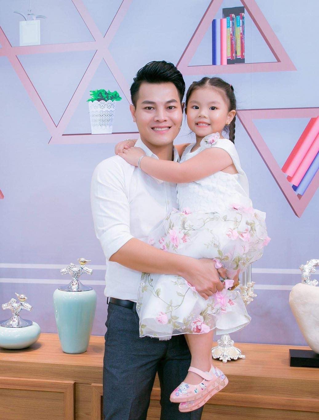 60919377_2063088110483295_1460182167882563584_o 1609961776 467 width1037height1364.jpg