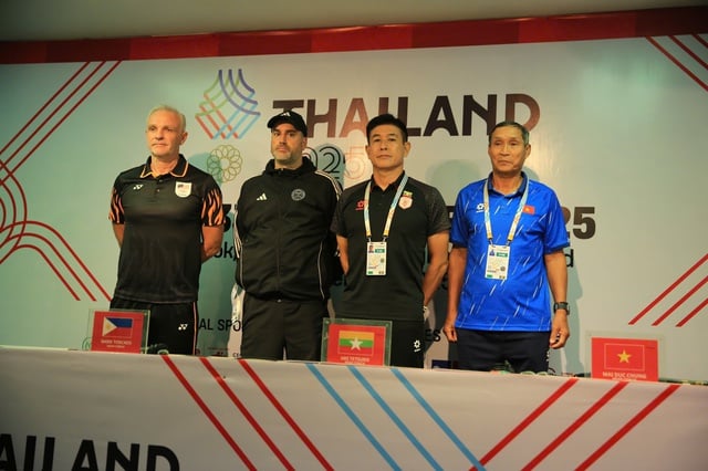 HLV Mai Đức Chung nói điều bất ngờ về Huỳnh Như, HLV Malaysia muốn gây sốc cho Việt Nam- Ảnh 1.