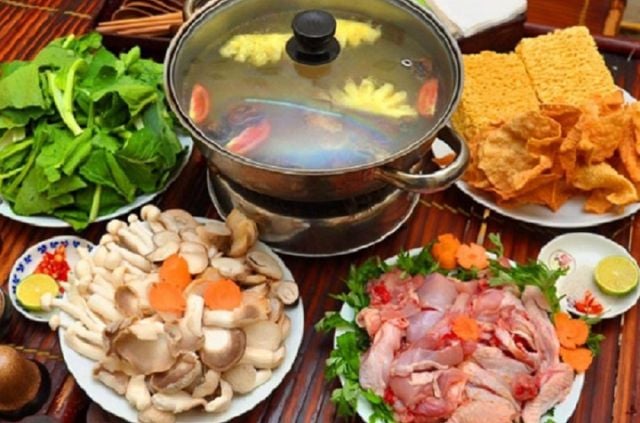 Cách nấu lẩu gà chua cay, thơm ngon cho mùa đông ấm áp - Ảnh 3.