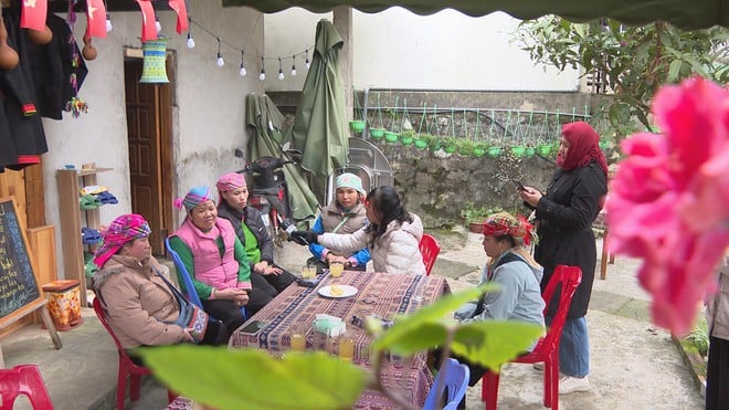 Phụ nữ vùng cao làm kinh tế từ thổ cẩm: Hành trình thoát nghèo từ đôi tay truyền thống - Ảnh 5.