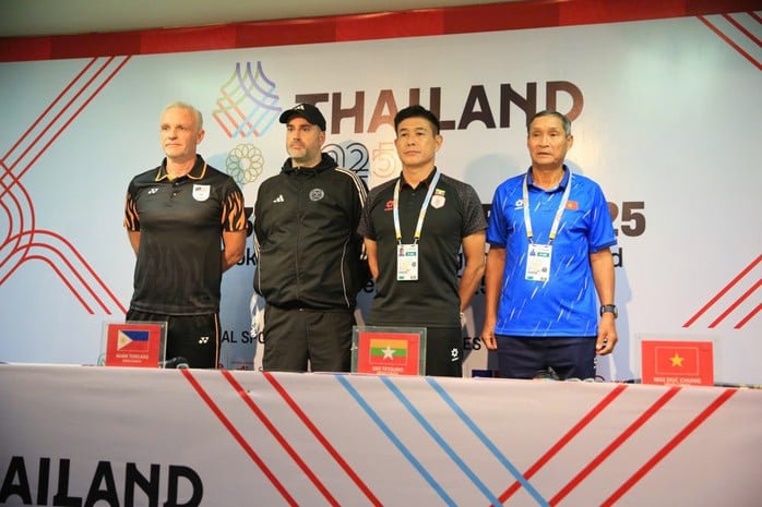 HLV Mai Đức Chung thận trọng trước trận ra quân của tuyển nữ Việt Nam - Ảnh 1.