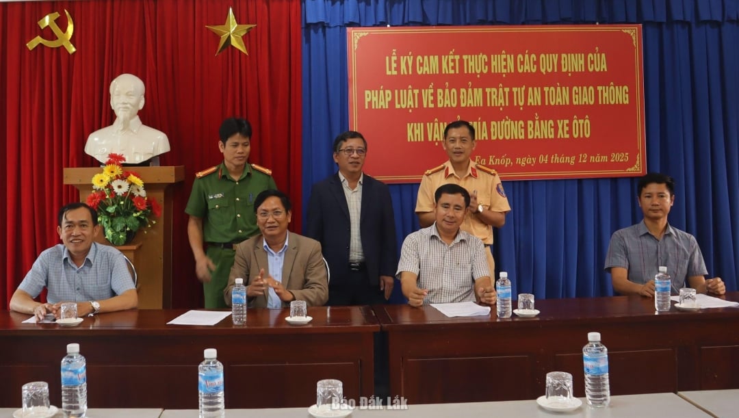 נציגי עסקים חתמו על התחייבות לציית לתקנות בנוגע להובלת מטענים.