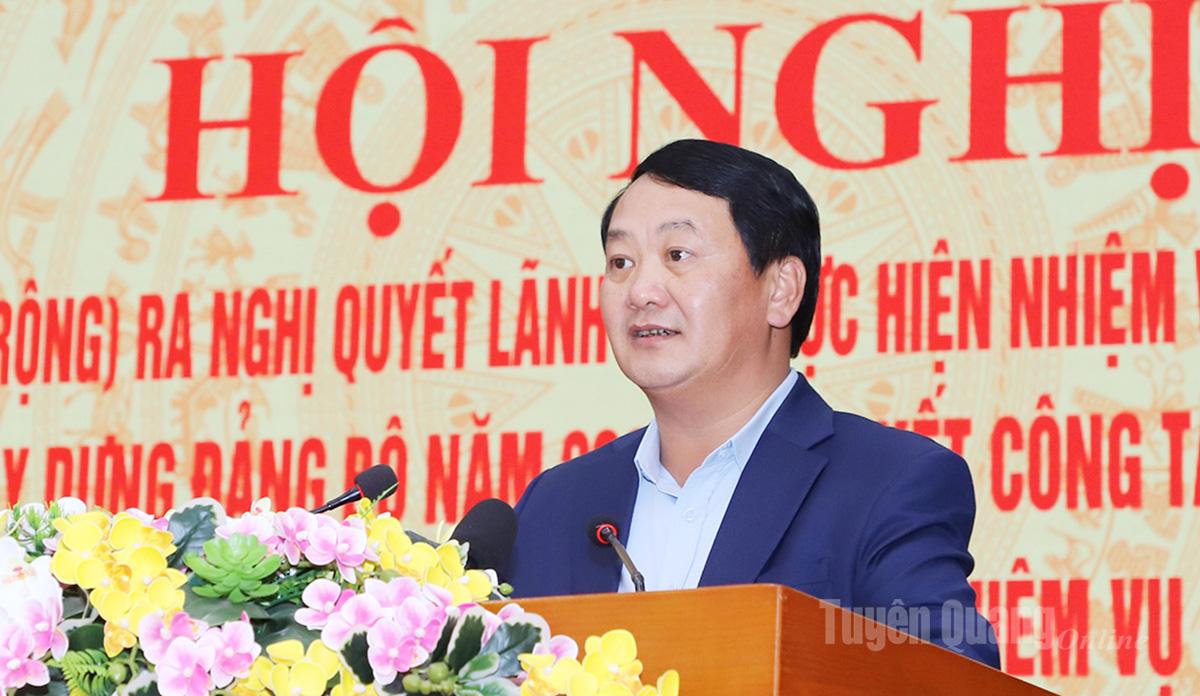 เลขาธิการพรรคประจำจังหวัด เฮา อา เลนห์ กล่าวสุนทรพจน์ในการประชุม