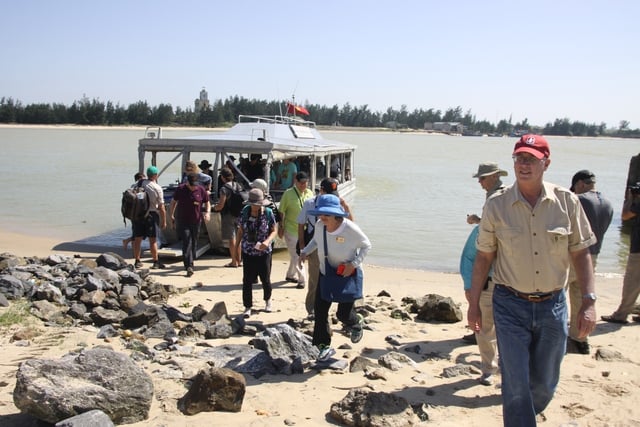 Quang Tri további 3 kikötővel rendelkezik, amelyek elektronikus vízumot igényelnek - 1. kép. Quảng Trị có thêm 3 cảng biển được áp dụng thị thực điện tử - Ảnh 1.