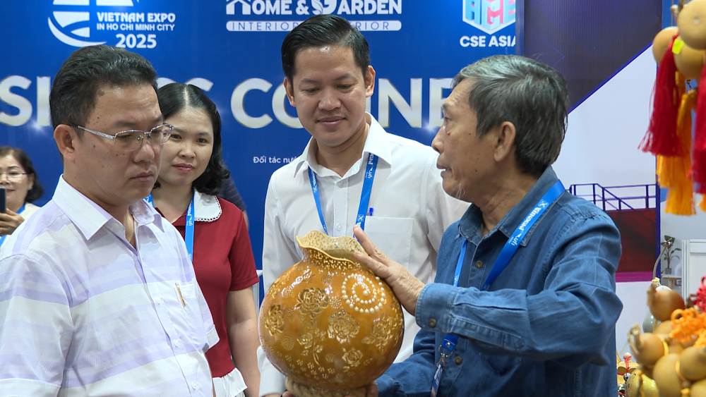 Tay Ninh har den største standen på den 23. internasjonale handelsmessen i Vietnam