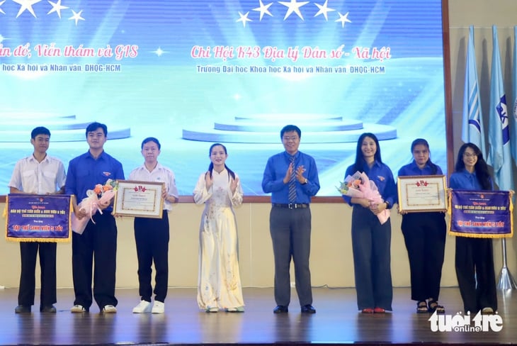 sinh viên 5 tốt - Ảnh 2.