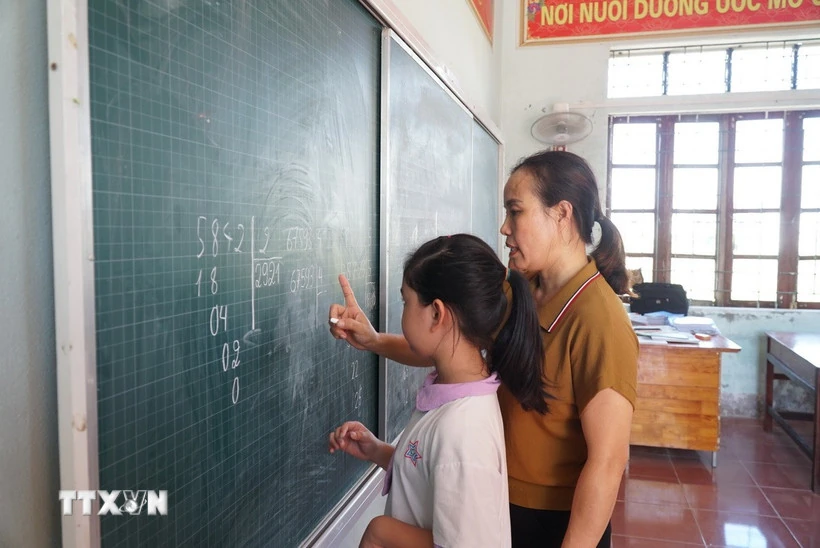 وزارت آموزش و پرورش قصد دارد مقررات مربوط به آموزش و یادگیری اضافی را «سهل‌تر» کند.