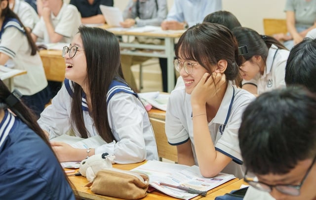 Sửa đổi quy định về dạy thêm, học thêm hướng tới loại bỏ bệnh thành tích trong giáo dục- Ảnh 1.