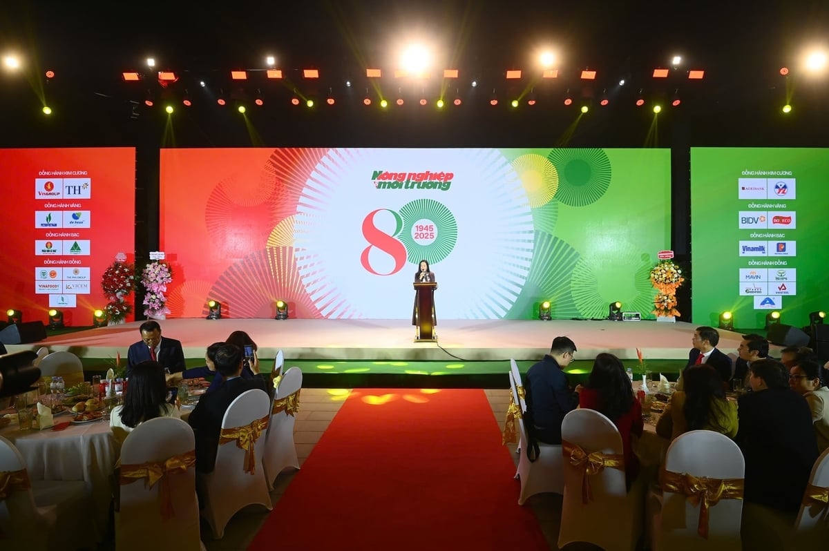 Lãnh đạo PAN Group cho rằng, Báo Nông nghiệp và Môi trường không chỉ làm nhiệm vụ đưa tin mà còn đồng hành với tiến trình phát triển của ngành. Ảnh: Tùng Đinh.