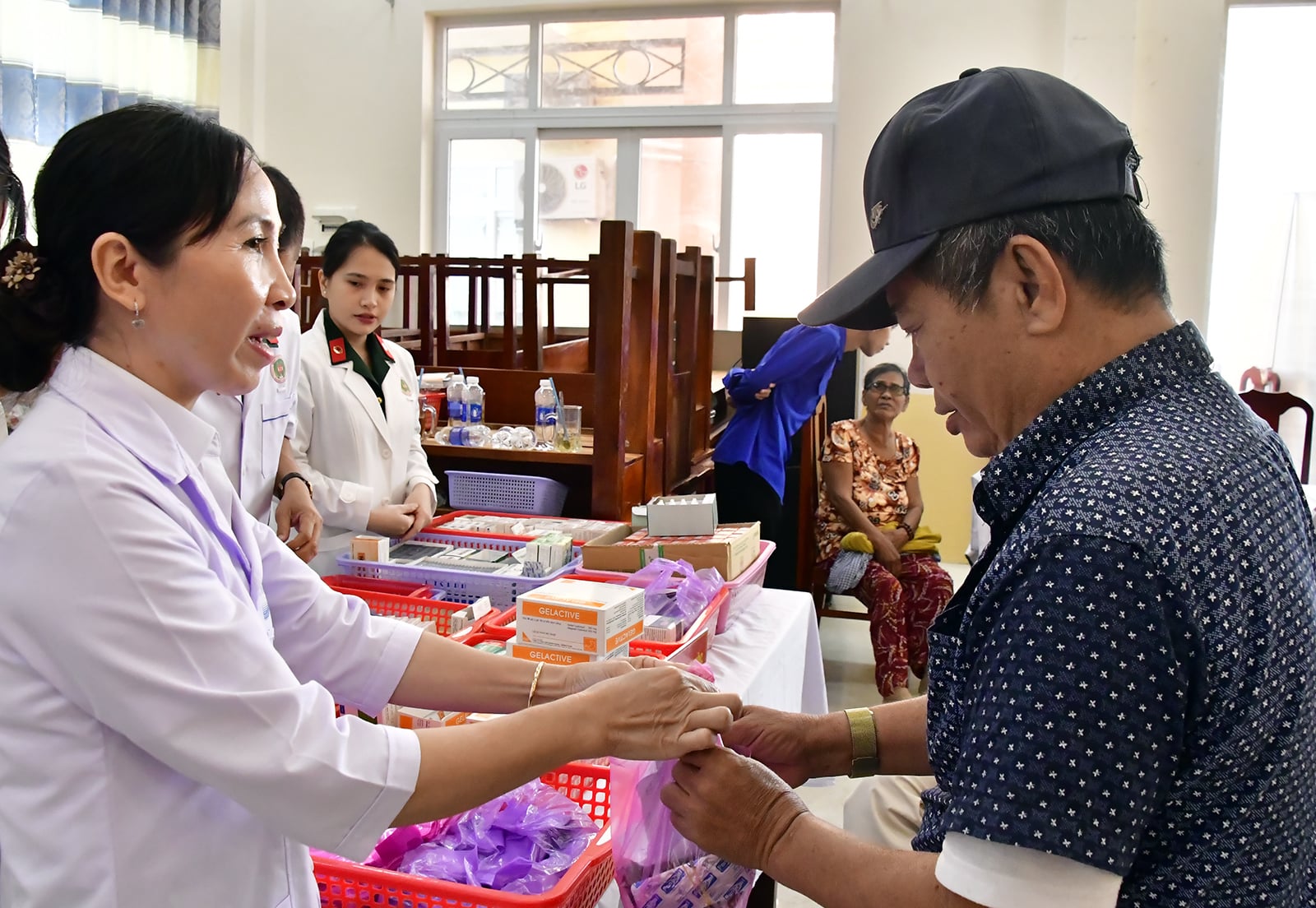 បំភ្លឺប្រពៃណីកងកម្លាំងប្រដាប់អាវុធយោធភូមិភាគ ៩